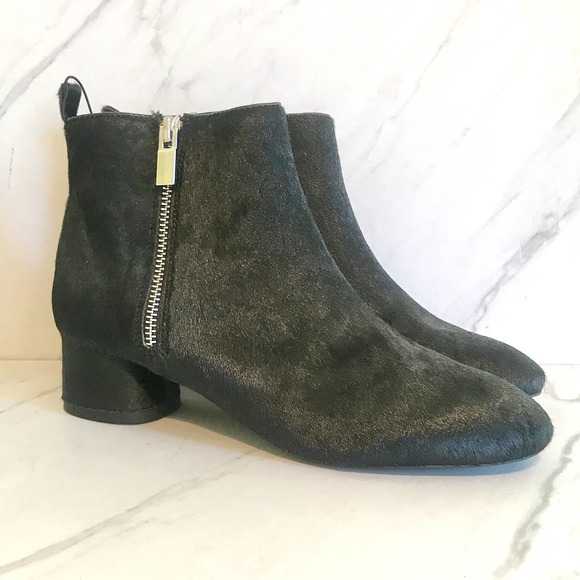 NWT Zara Faux Fur Booties Size 7.5 - Picture 1 of 7